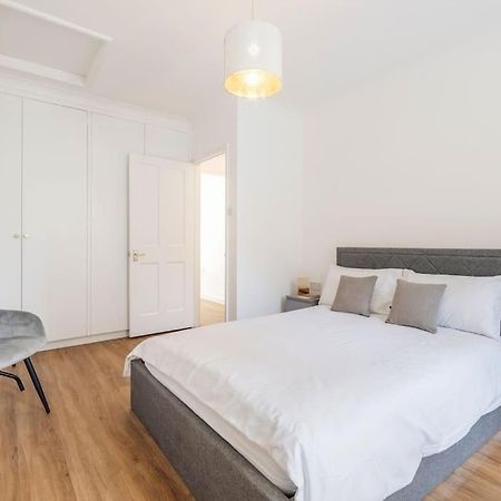 Вилла House 10 Mins To Tower Bridge Hot Tub & Parking Лондон Экстерьер фото