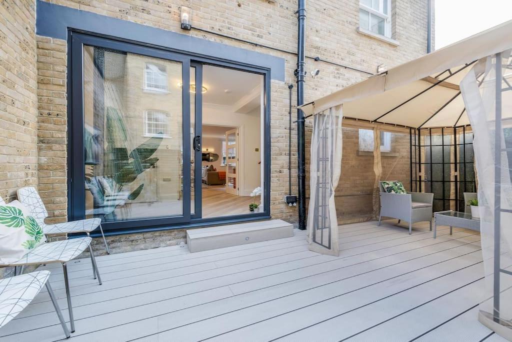 Вилла House 10 Mins To Tower Bridge Hot Tub & Parking Лондон Экстерьер фото