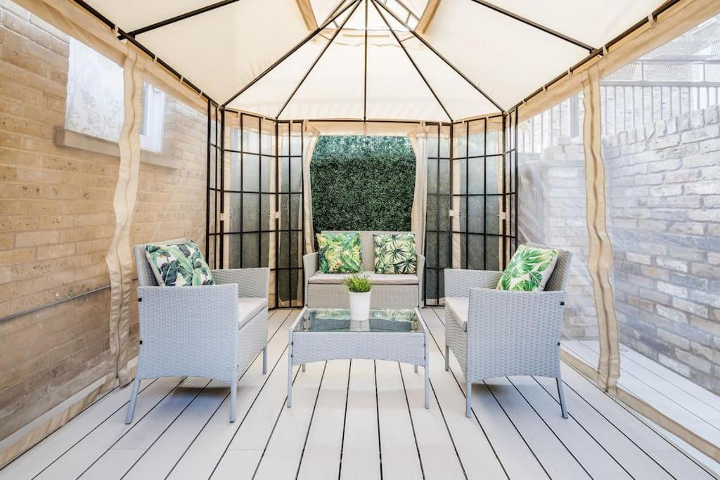 Вилла House 10 Mins To Tower Bridge Hot Tub & Parking Лондон Экстерьер фото