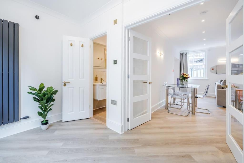 Вилла House 10 Mins To Tower Bridge Hot Tub & Parking Лондон Экстерьер фото