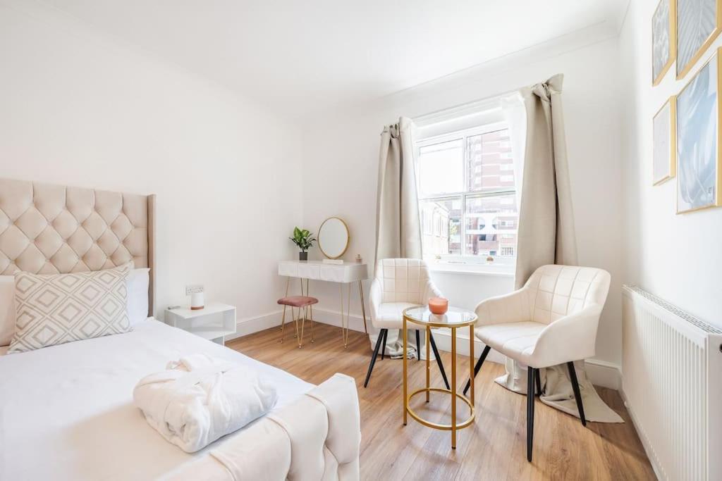 Вилла House 10 Mins To Tower Bridge Hot Tub & Parking Лондон Экстерьер фото